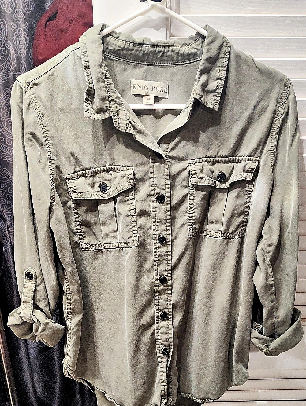 Knox Rose Utility Button Down Shirt in Green Like New